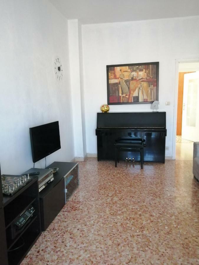 Oasi Di Tranquillita Apartment Asti Luaran gambar